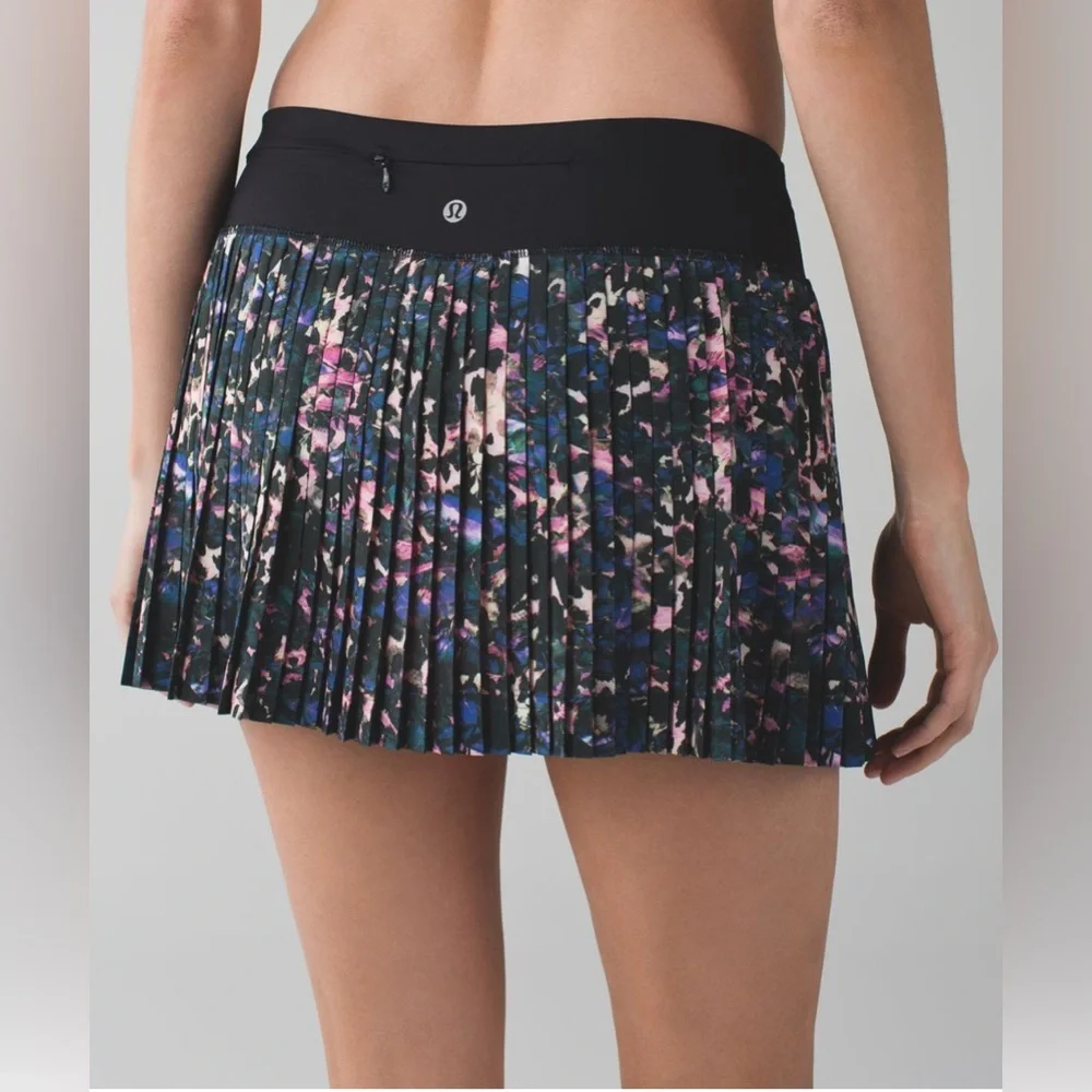 lululemon athletica lululemon pleat